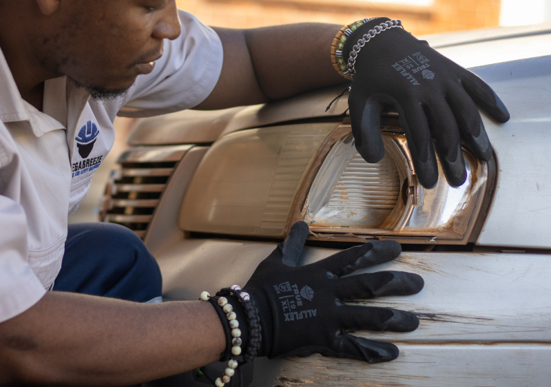 Megabreeze | True Allflex foam latext gloves